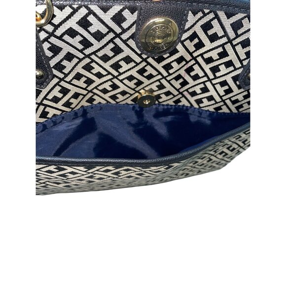 Tommy Hilfiger Women's Grey Signature Print Shoulder Tote Sz L - Picture 6 of 11
